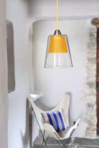 Suspension Layer jaune et coussin rayé Jean-Vier