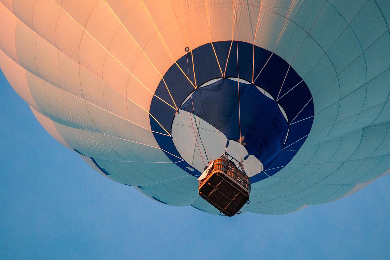 Vol en montgolfière aux Châteaux de la Loire : une expérience unique